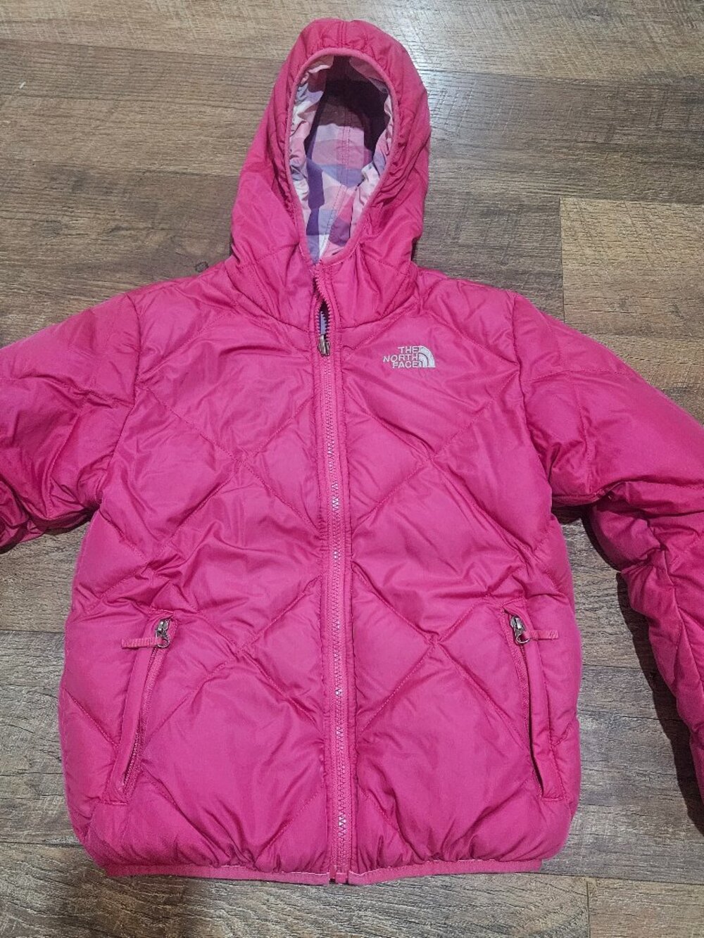 Girls 8 North Face Reversible Puffer jacket